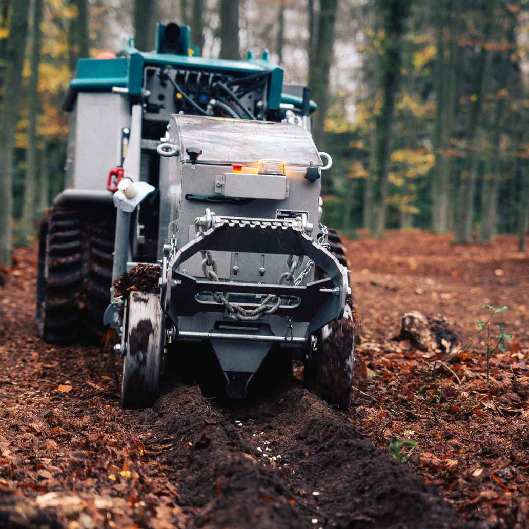 Skyseed uses smart machines to plant seeds.